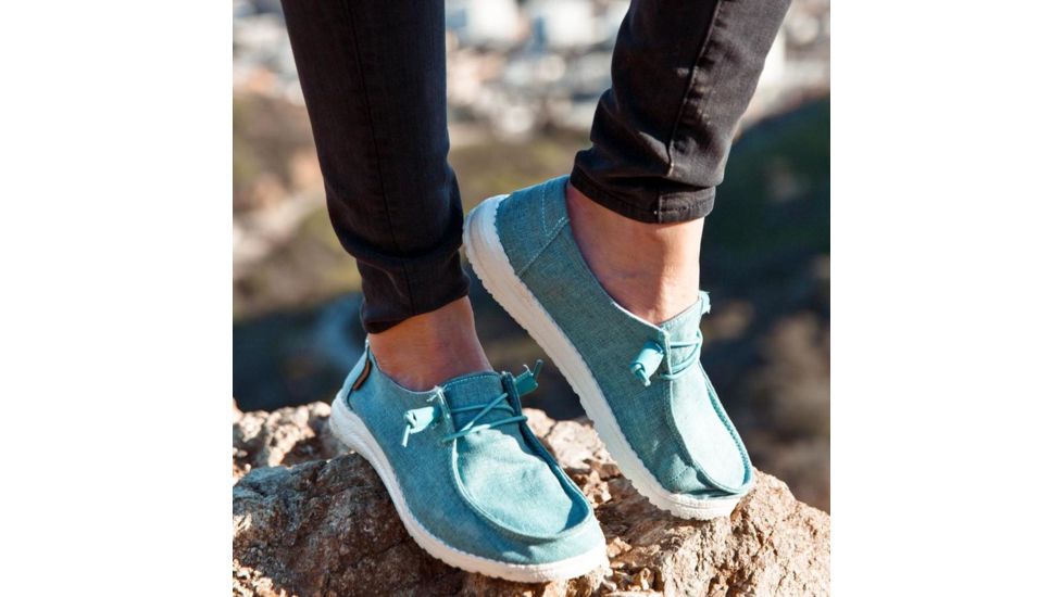 Hey Dude Wendy Chambray - Womens, Aqua, 8, 121412624-8