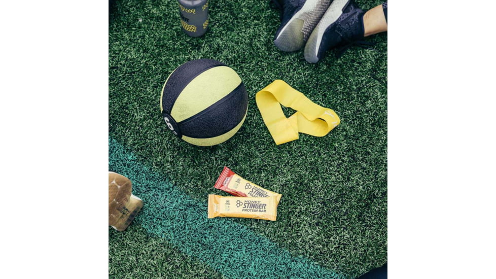 Honey Stinger Protein Bar Bar, Dark Chocolate Coconut Almond - 10g, 73119