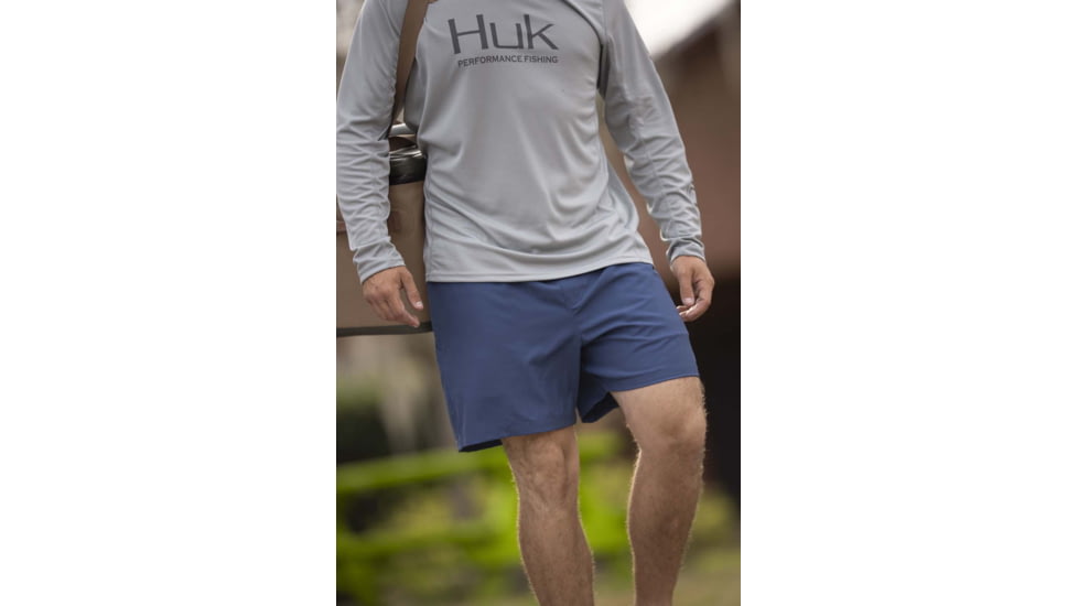 HUK Performance Fishing Capers Volley 5.5 in Short - Mens, Sargasso Sea, Medium, H2000119-409-M