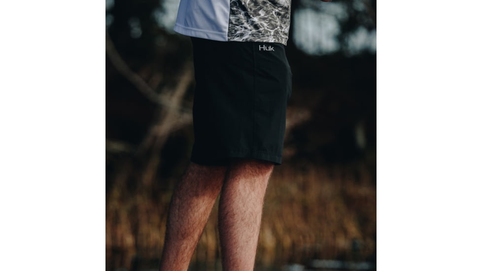 HUK Performance Fishing Next Level Shorts - Mens, Black, Medium, Inseam 10.5 in, H2000011-001-M