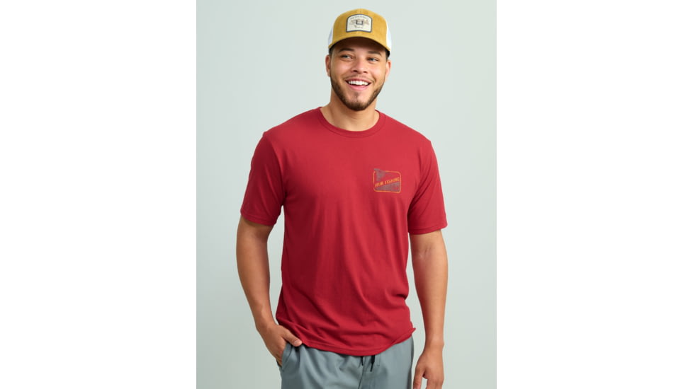 HUK Performance Fishing Spot Badge Tee - Mens, Scarlet Blaze, Extra Large, H1000529-621-XL