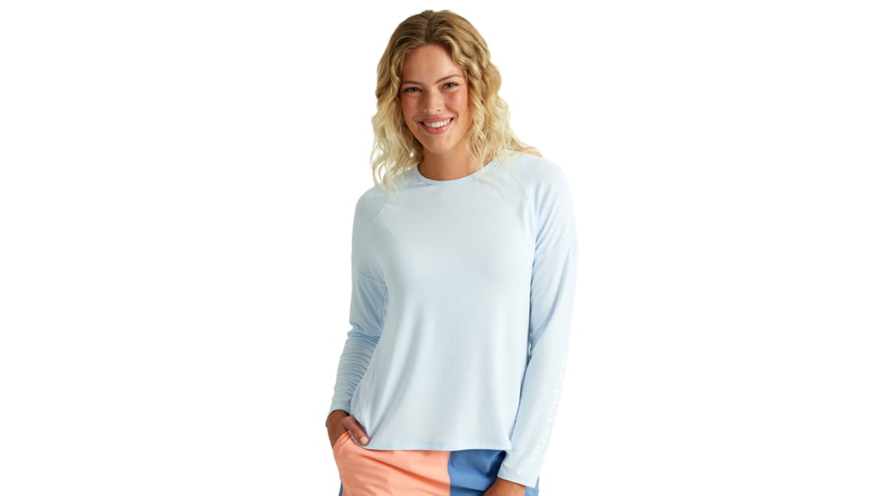 HUK Performance Fishing Waypoint Flow Crew Shirt - Womens, Ice Water, M, H6120127-476-M