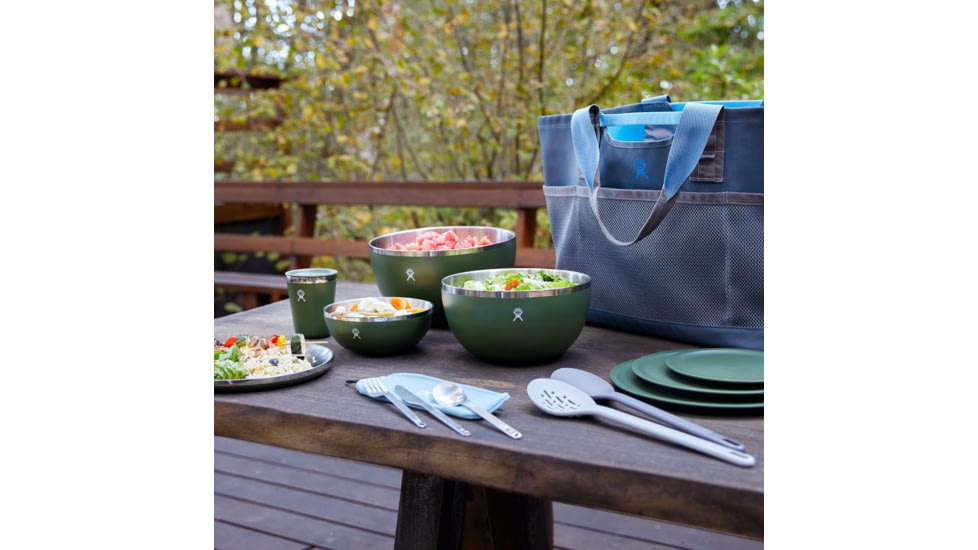 Hydro Flask 34L Outdoor Tote, Pebble, OKOT34012