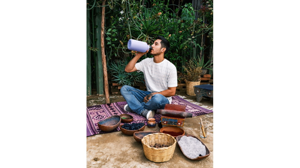 Hydro Flask 64 Oz Wide Flex Cap, Lupine, 64 oz, W64BTS474