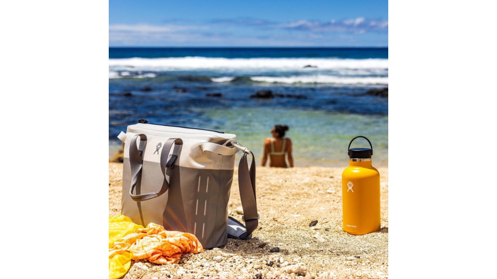 Hydro Flask 64oz Wide Mouth Bottle, Laguna, W64BTS454