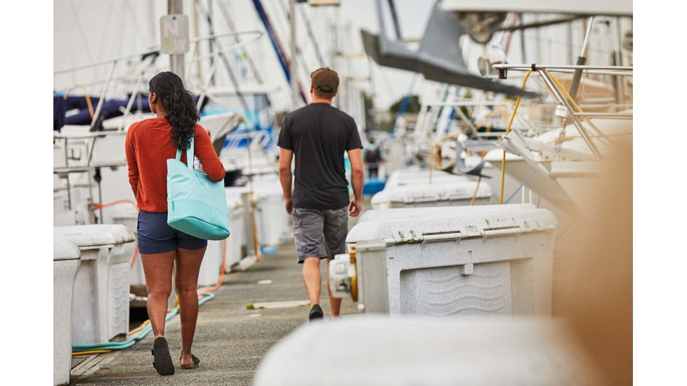 Hydro Flask 8L Lunch Tote, Alpine, LT8433