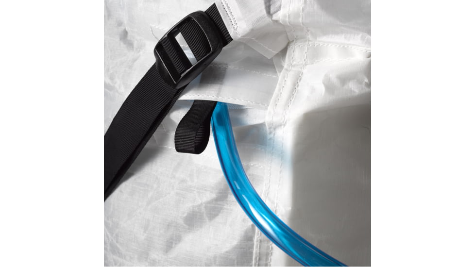 Hyperlite Mountain Gear 4400 Windrider, White, Small, 3-10170-1