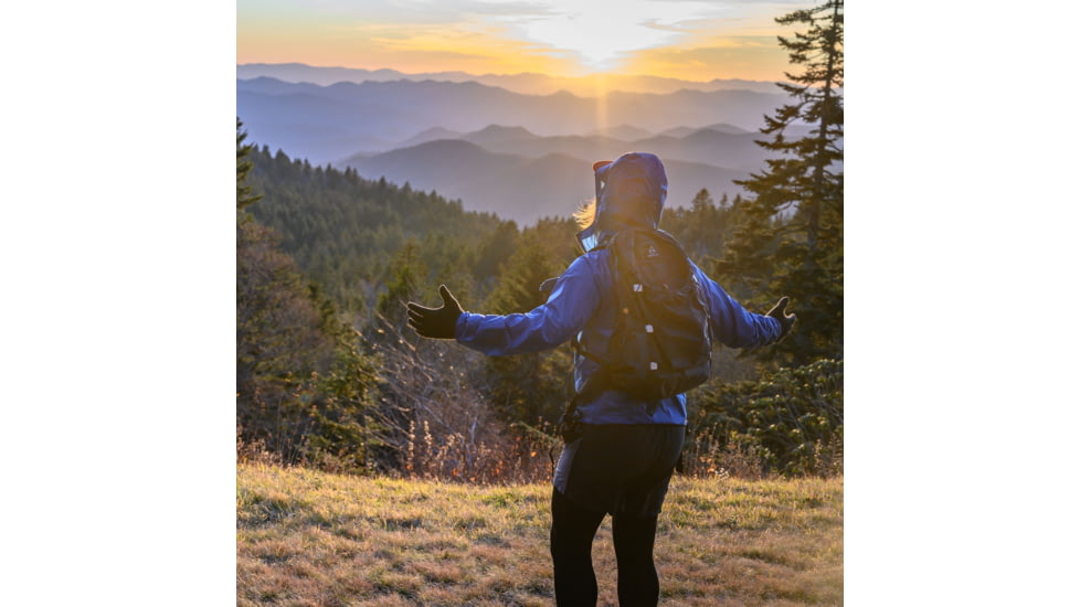 Hyperlite Mountain Gear Daybreak 17 L Pack, Medium, Black, 3-20025-2