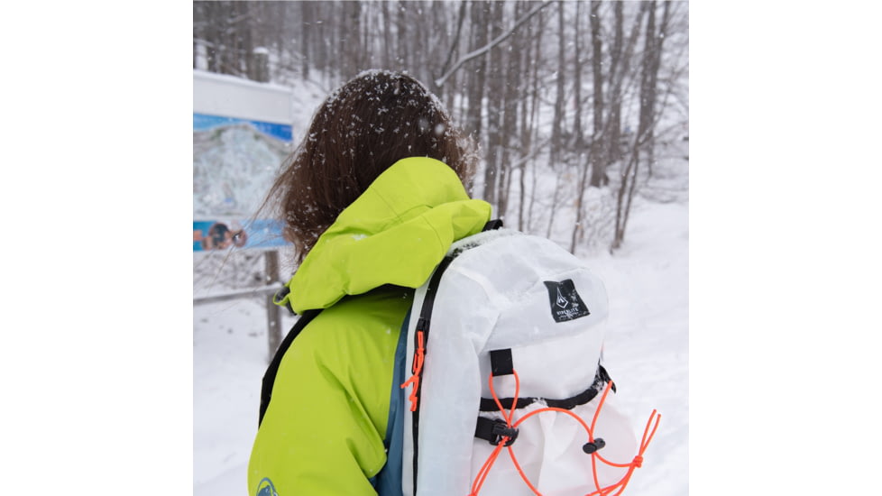 Hyperlite Mountain Gear Daybreak Ultralight Daypack, White, 3-10025-2