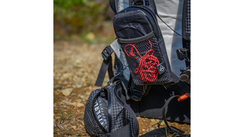 Hyperlite Mountain Gear Pack Shoulder Pocket, Black, 1-10022-1