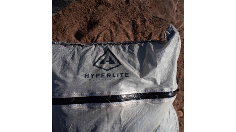 Hyperlite Mountain Gear Stuff Sack Pillow, White, Large, 1-10001-2