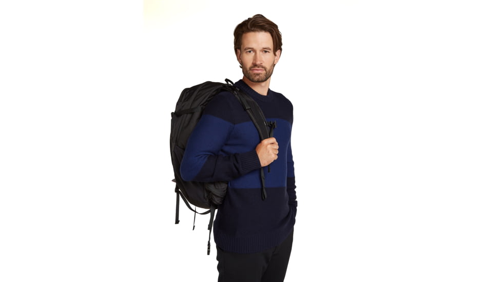 Icebreaker Men Waypoint Crewe Sweater, Midnight Navy/Royal Navy/CB, L, IB104328938L