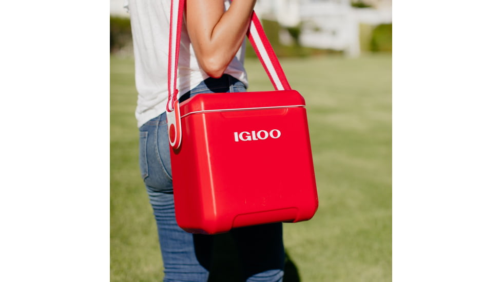 Igloo 11 Qt Tag-A-Long Too Cooler, Red, 00032657