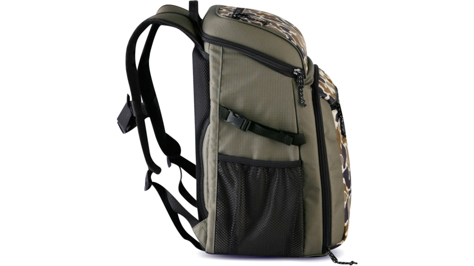 Igloo Gizmo Backpack Outdoorsman Cooler, Olive Camo, 00064628