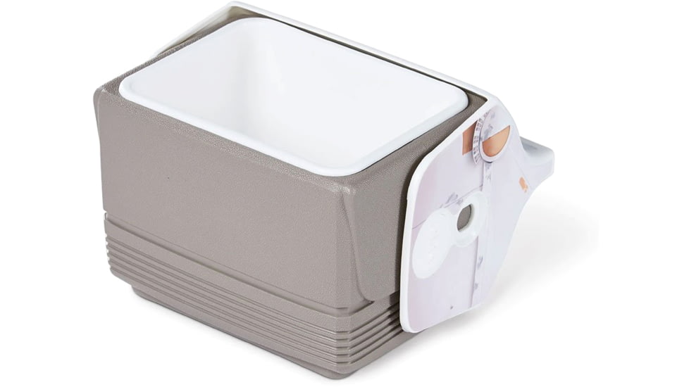 Igloo Limited Edition Playmate Mini The Child Cooler, Star Wars, 4 Qt, 00048726