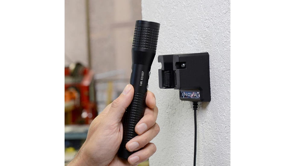 INova T4R Tactical/Police LED Light, T4RE-01-R8