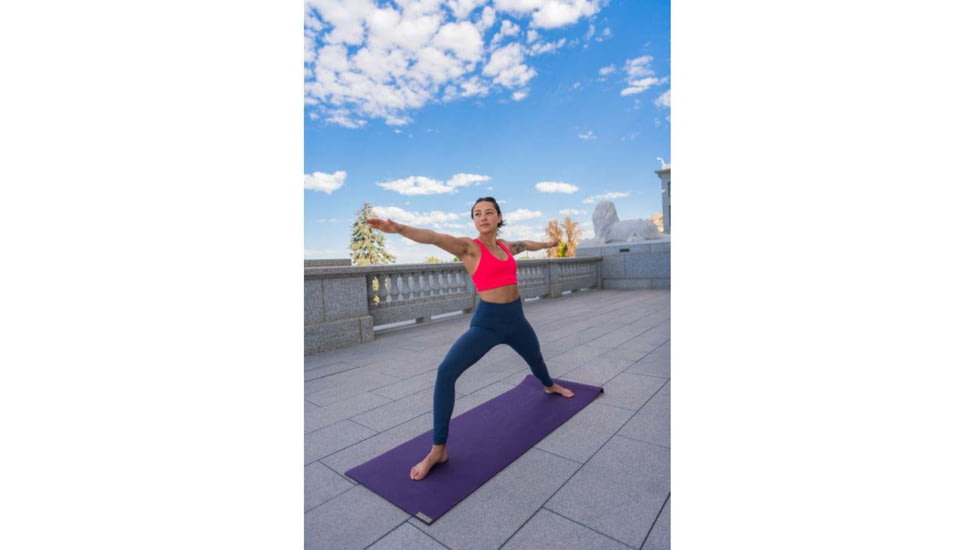 Jade Yoga Voyager Purple 24 X 68 668P