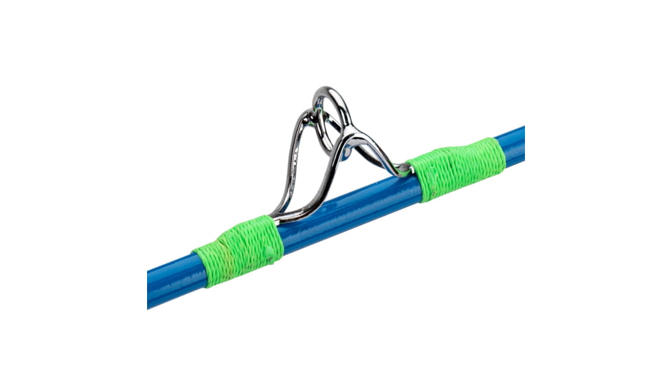 Kid Casters Kid Casters Youth Fishing Kit with 4 Casting Plugs, Multicolor, KCREG22