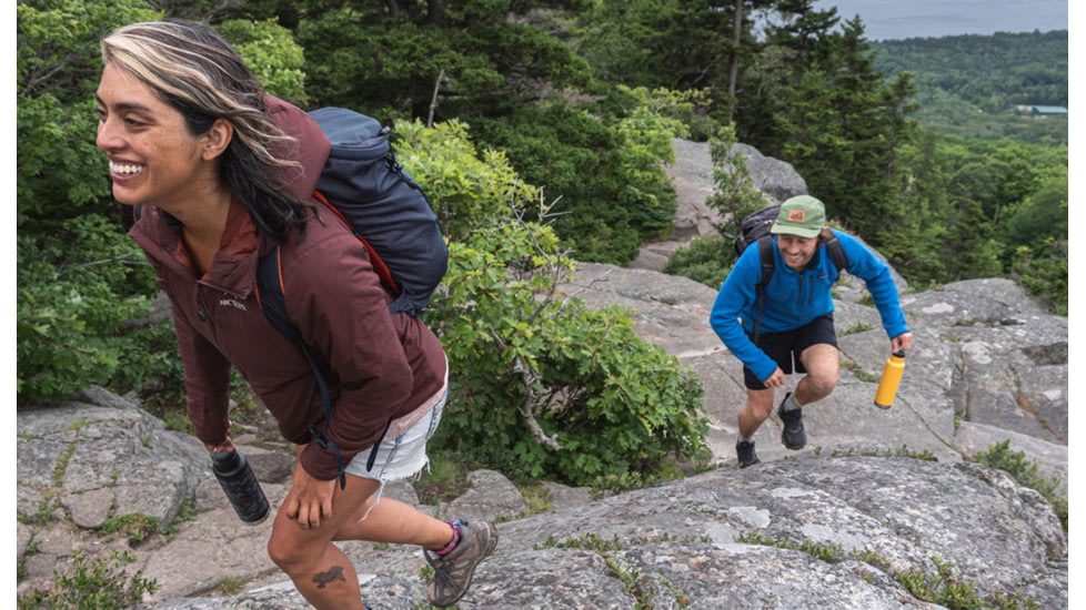 Klean Kanteen Insulated Classic 20oz w/Loop Cap, Purple Potion, 1010576