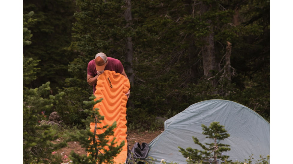 Klymit Insulated Static V Ultralite Sleeping Pad, Orange, Regular, 06IUOR02C