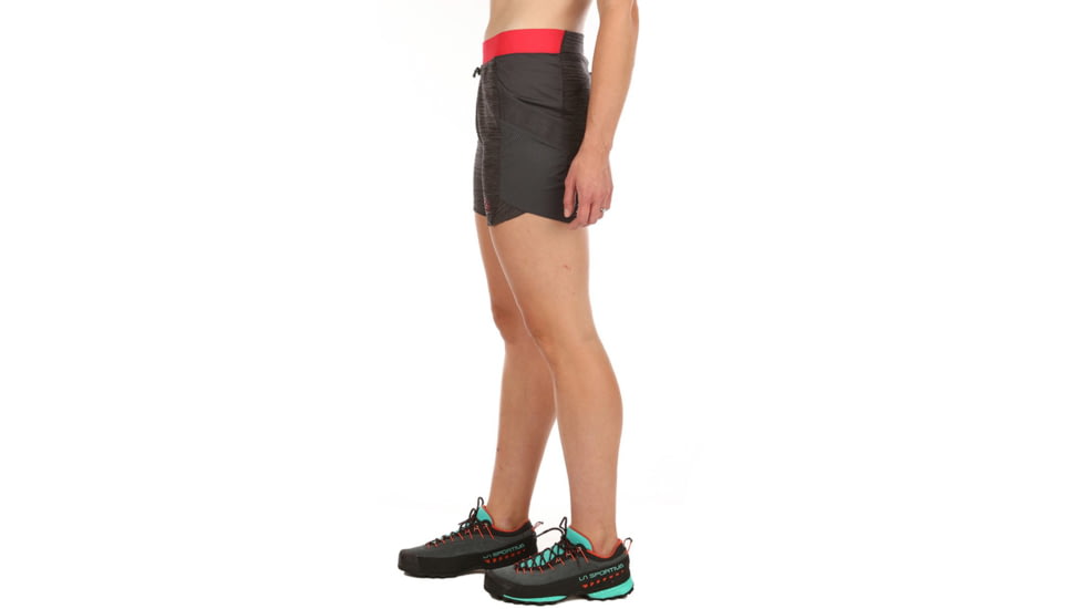 La Sportiva Circuit Short - Women's, Carbon/Hibiscus, Large, I89-900402-L