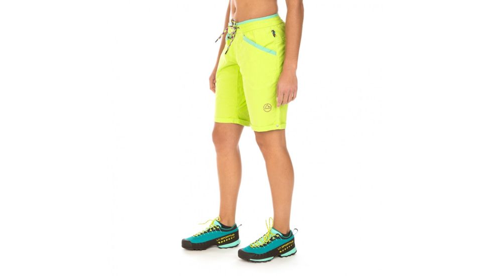 La Sportiva Nirvana Short - Women's, Apple Green/Jade Green, Medium I56-705704-M
