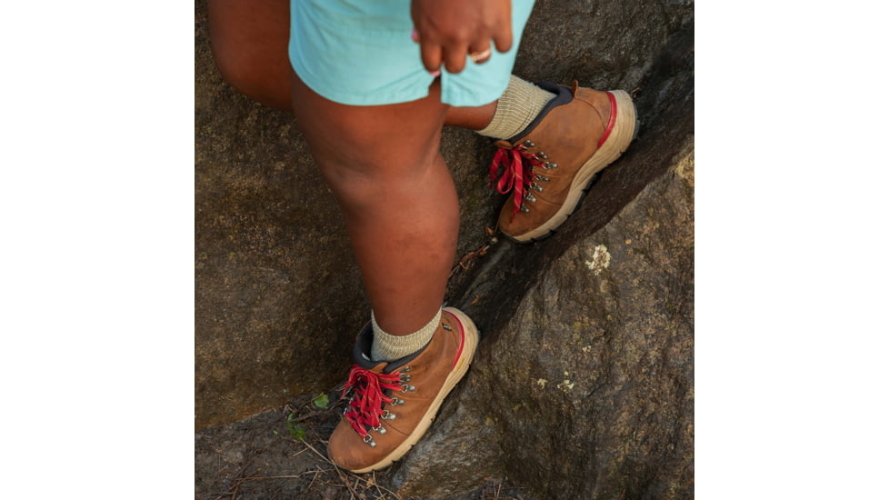 Danner Mountain 600 Leaf 4.5in Grizzly Brown/Rhodo Red GTX - Womens, Brown/Rhodo Red, 9.5, 62303-M-9.5