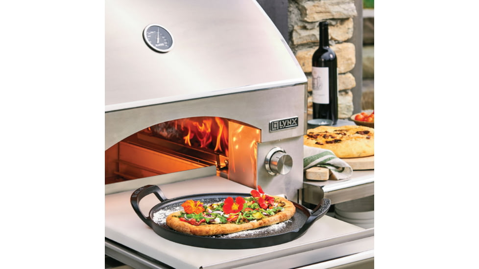 Le Creuset Alpine Outdoor Collection - Pizza Pan, Matte Black, 15in, 20272035000001