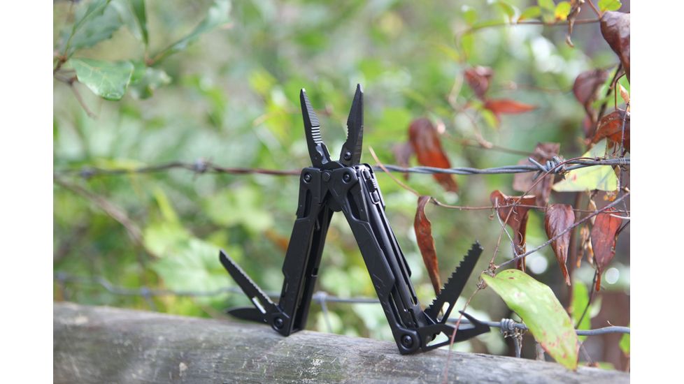 Leatherman OHT Multi-tool - Black w/ Molle Black Sheath 831540