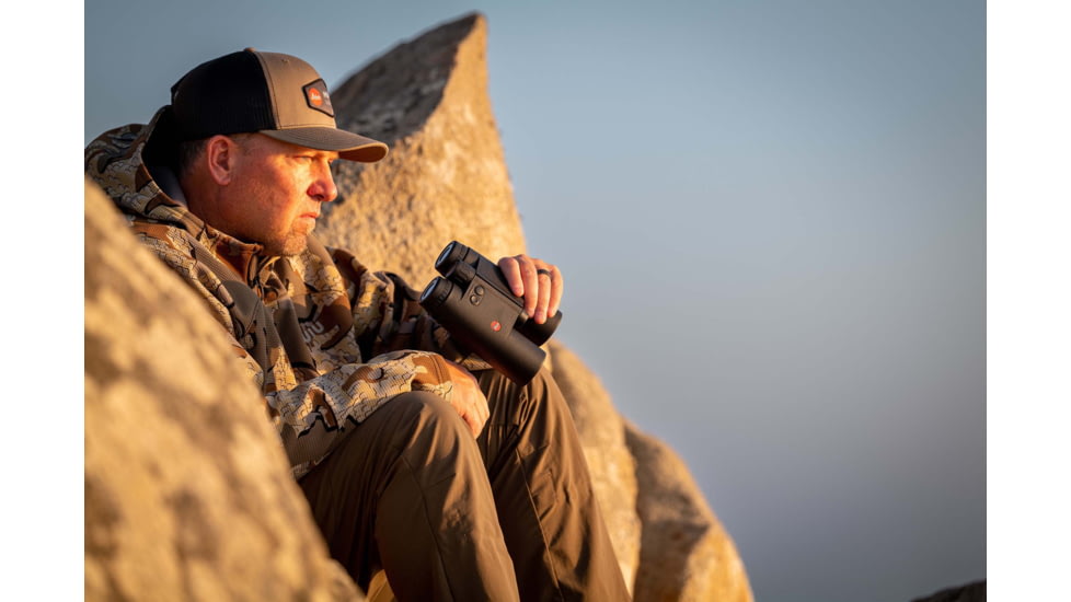 Leica Geovid R 10x42mm Rangefinder Binocular, LED, Black, 40812