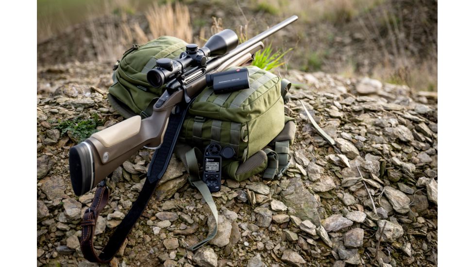 Leica Rangemaster CRF 2800.COM, Rangefinders, Black, 40506