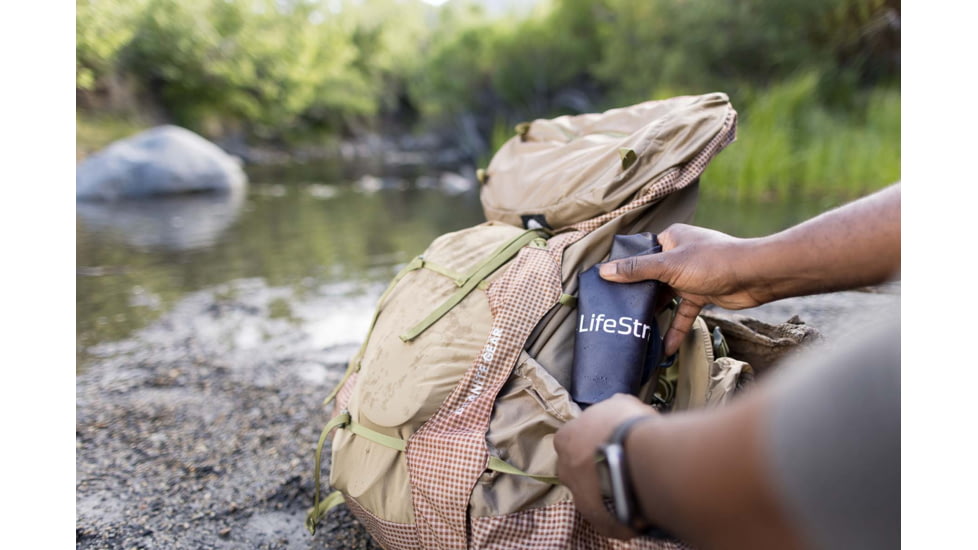 LifeStraw Peak Series Compact Gravity Water Filter System, Dark Mountain Gray, 3 liters, LSPSFX3LAN1
