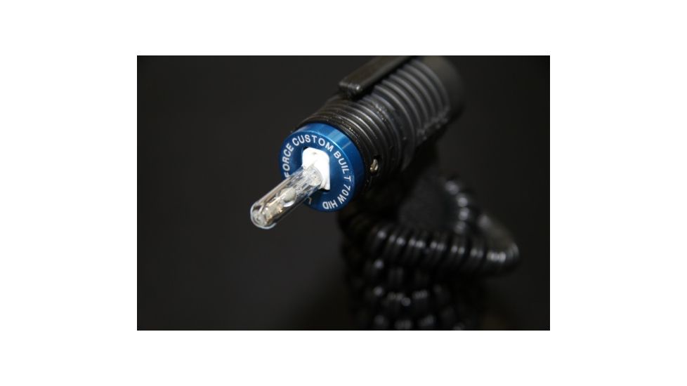 Lightforce Performance Lighting HID Hand Held Xenon 240mm Blitz Spotlight, Coil Cord and Cig Plug, 12V 70W 6400 Lumens CBSLBHID70