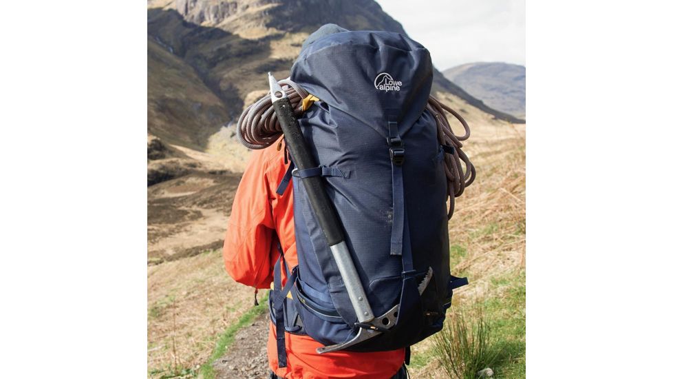 Lowe Alpine Halcyon 35/40 Climbing Backpack, Navy, Large, FMQ-23-NA-35-L