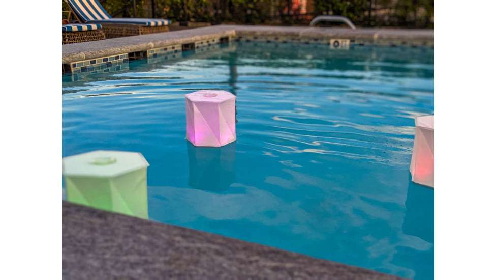 LuminAID Bloomio Twist Bluetooth White Lanterns, 0196-5031