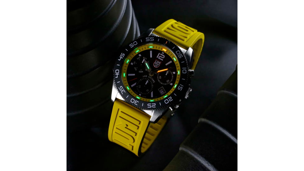 Luminox Pacific Diver Chronograph 3140 Series, Black/Yellow, 44mm, XS.3145