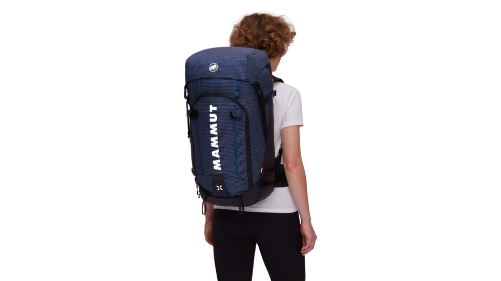Mammut Trion 50 Backpack- Womens, Marine-Black, 50 L, 2520-01050-5975-1050