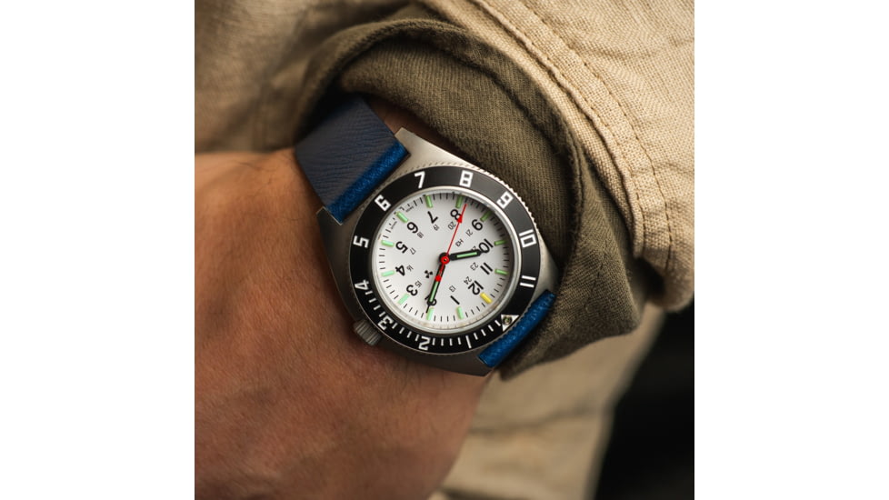 Marathon Cross Hatch 2-Piece Strap, Italian Leather, Parkerized Buckle, 20mm, Royal Blue, Extra Long, WS-LT-RBPS-20-XL