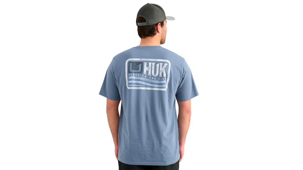 Marolina DBA HUK Huk Born Wave Short Sleeve Shirt Stormy Blue S, H1000605-415-S