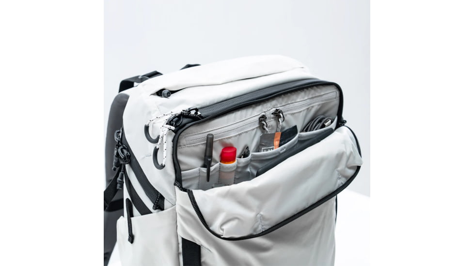 Matador 35L GlobeRider Travel Backpack, Arctic White, MATGR35001W