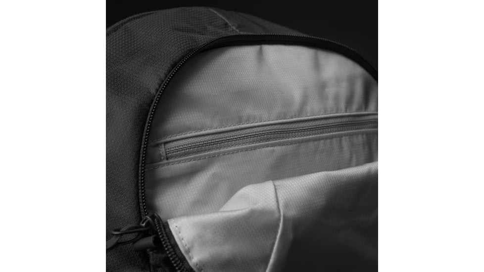 Matador Beast 18 Ultralight Technical Backpack, Charcoal/Black, MATBE18001BK