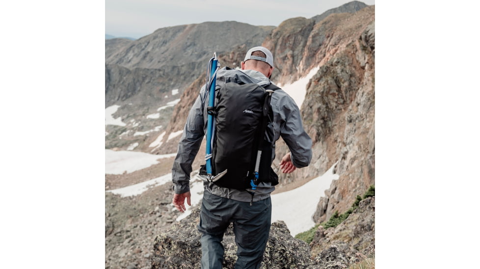 Matador Beast 28 Ultralight Technical Backpack, Charcoal/Black, MATBE28001BK