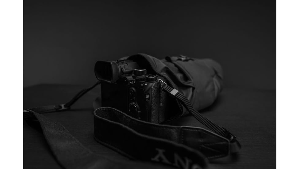 Matador Camera Base Layer, Charcoal/Black, One Size, MATCBL001BK