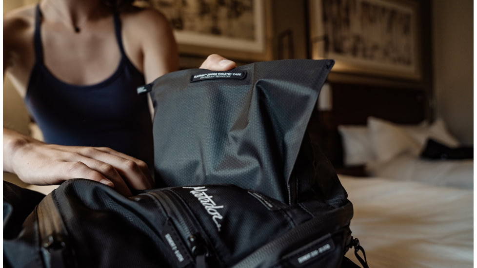 Matador FlatPak Zipper Toiletry Case, Charcoal/Black, One Size, MATFPZ001CH