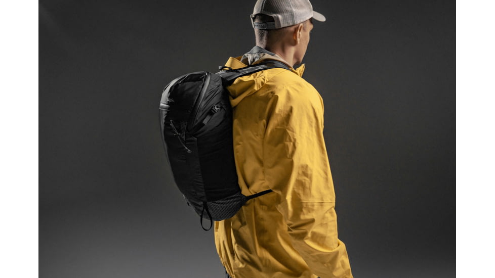 Matador Freefly 16 Packable Backpack, Charcoal/Black, MATFF163001BK