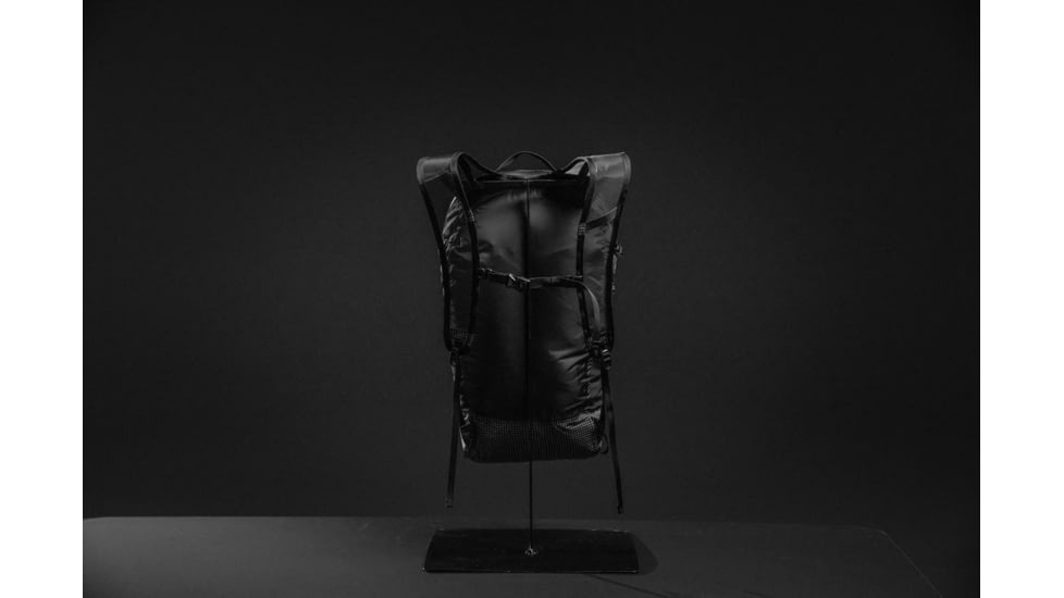 Matador Freefly 16 Packable Backpack, Charcoal/Black, MATFF163001BK