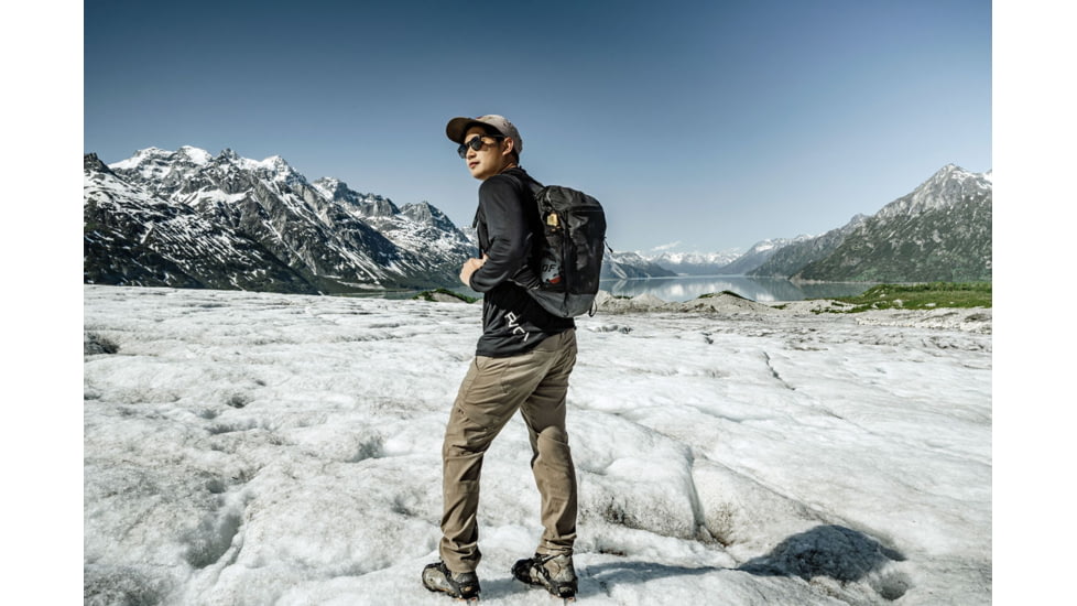 Matador Freefly 16 Packable Backpack, Charcoal/Black, MATFF163001BK