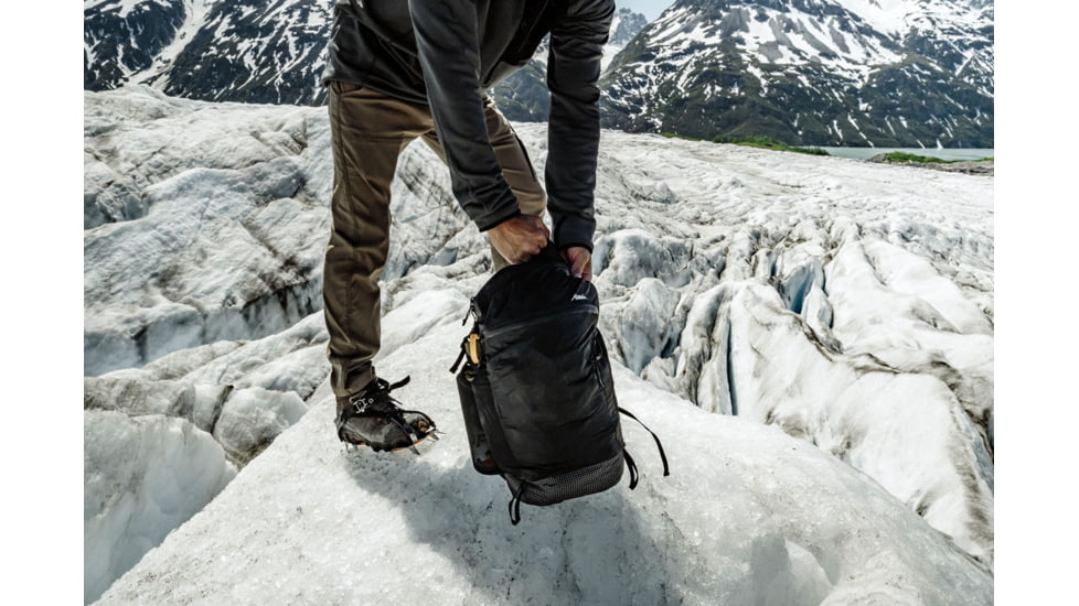 Matador Freefly 16 Packable Backpack, Charcoal/Black, MATFF163001BK