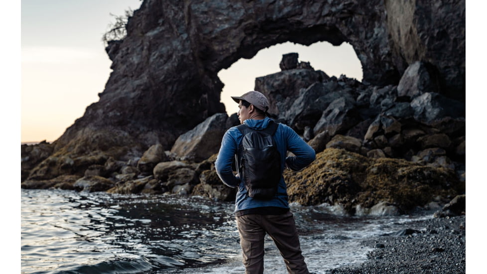 Matador Freefly 16 Packable Backpack, Charcoal/Black, MATFF163001BK