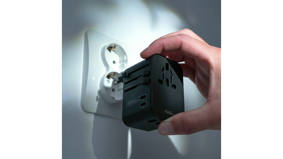 Matador Global Travel Adapter, Black, 3x2x2, MATJY307001BK